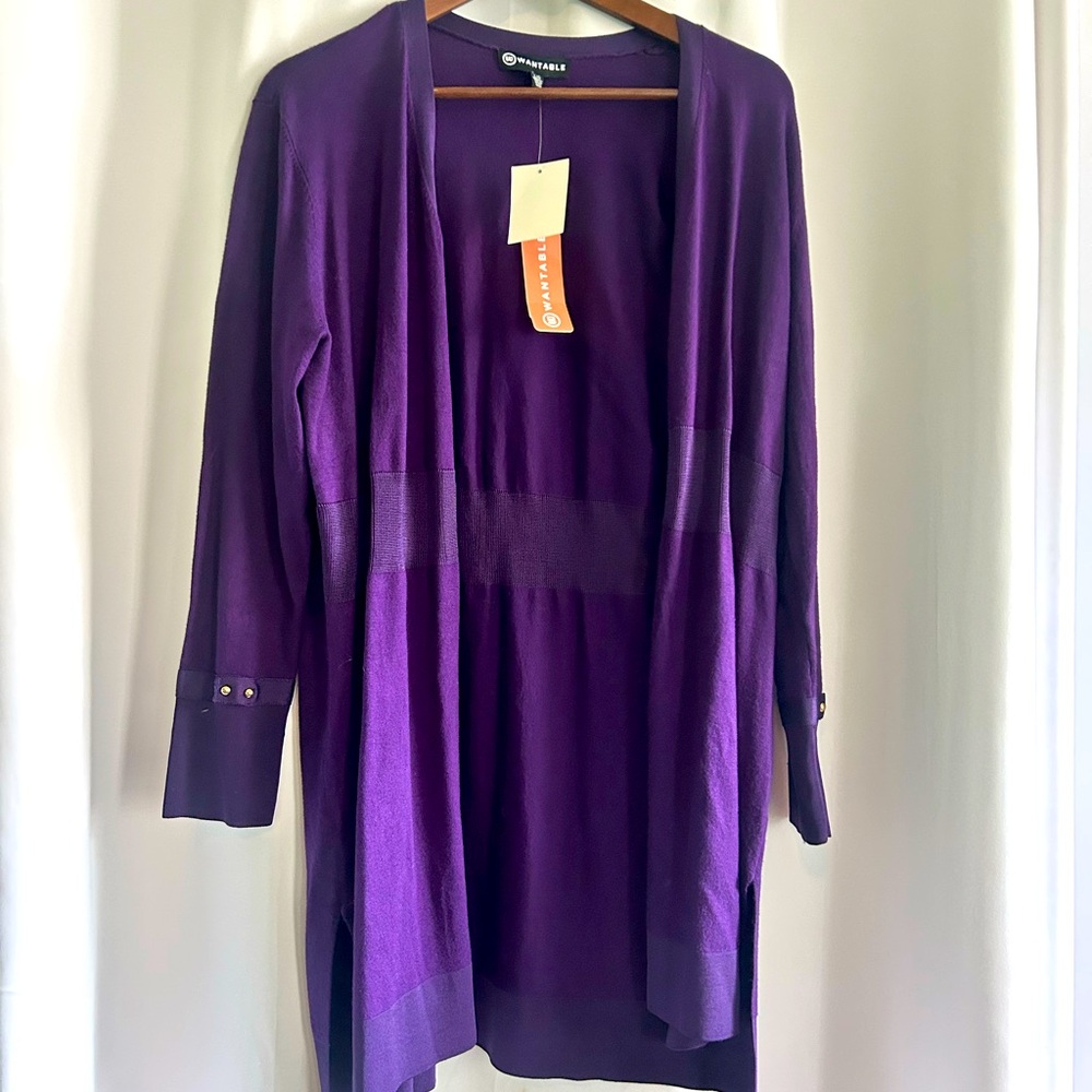 NWT fab fitted rich purple cardigan.